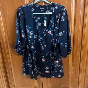 City Chic, dress shirt. Size large / 20